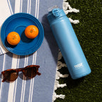 Gourde isotherme 750 ml – bleue, avec paille intégrée gourde isotherme